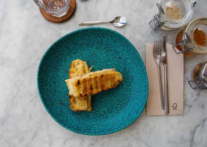 Onj S. Lazaro Apart Otel Lisboa