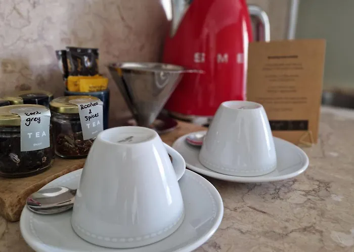 온즈 S. 라자로 아파트호텔 4*