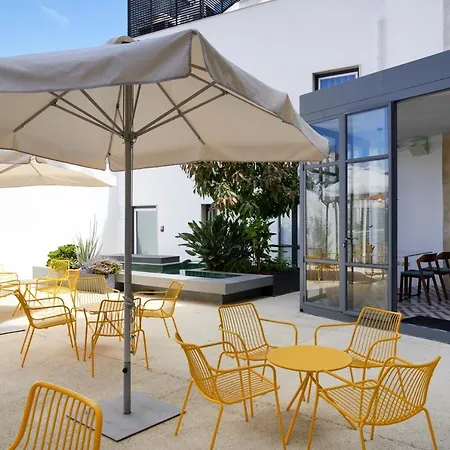 里斯本昂耶圣拉扎罗公寓 4*